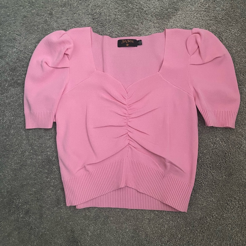 Cropped sweater top